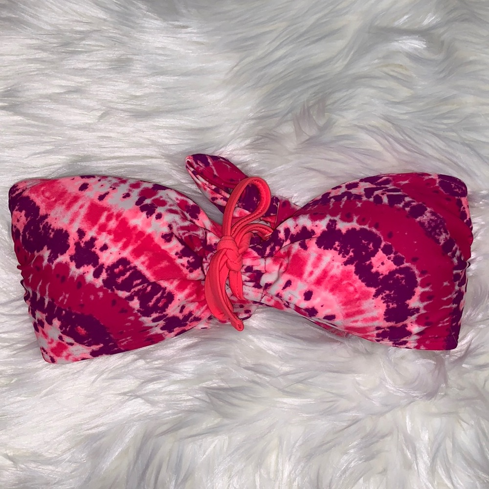 5 for $25🎈Macy’s California waves swim top